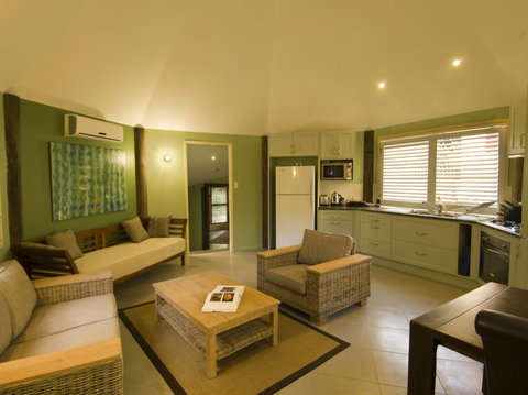 Glasshouse Mountains Ecolodge - Accommodation Cairns 3