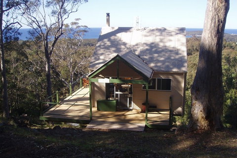 Bundle Hill Cottages - Accommodation Cairns 1