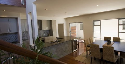 Lochani At The Beach - Accommodation Cairns 1