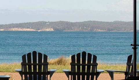 Lochani At The Beach - Accommodation Cairns 4