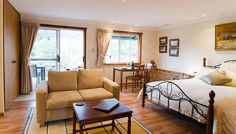 Bushview Cottage - Accommodation Cairns 2