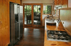 Mavis's Kitchen And Cabins - Accommodation Cairns 3