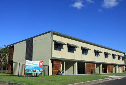 Maclean Stays - Accommodation Cairns 0