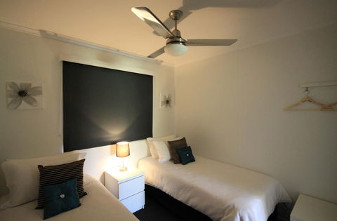 Maclean Stays - Accommodation Cairns 1