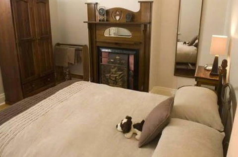 Emaroo Cottage On Williams Street - Accommodation Cairns 1