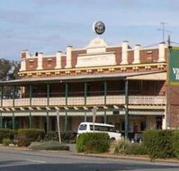 Commercial Hotel Barellan - Accommodation Cairns