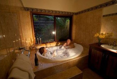 Perricoota Vines Retreat - Accommodation Cairns 1