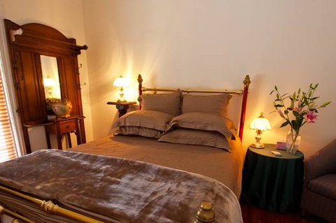 Bright On The Murray - Accommodation Cairns 2