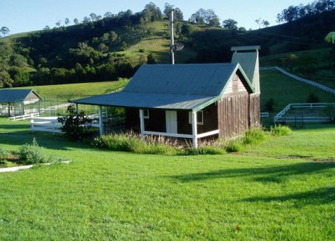 Barkeldine Farm Country Retreat - Accommodation Cairns 3