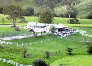 Barkeldine Farm Country Retreat - Accommodation Cairns 4
