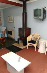 Blackheath Holiday Cabins - Accommodation Cairns 2