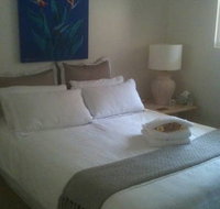 Absolute Beachfront Manly Bed and Breakfast - Accommodation Cairns