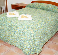 R  R  Woodgate Beach - Accommodation Cairns