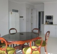 Olas Holiday House - Accommodation Cairns