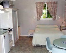 Sunlodge Oceanfront Tourist Park - Accommodation Cairns 0
