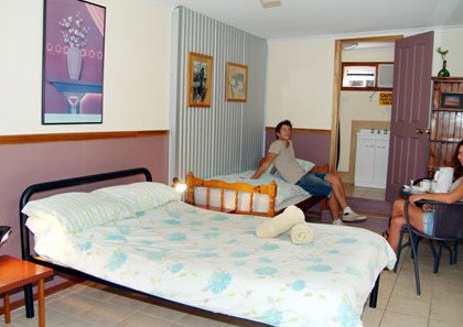 Woolshed Backpackers - Accommodation Cairns 3