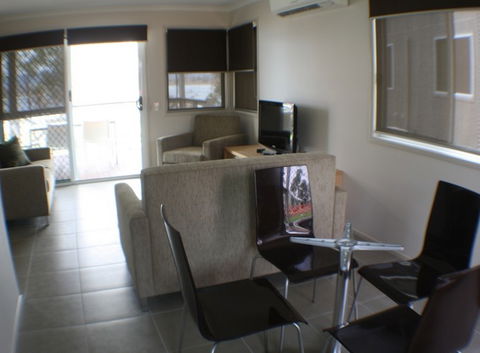 Lake Somerset Holiday Park - Accommodation Cairns 1