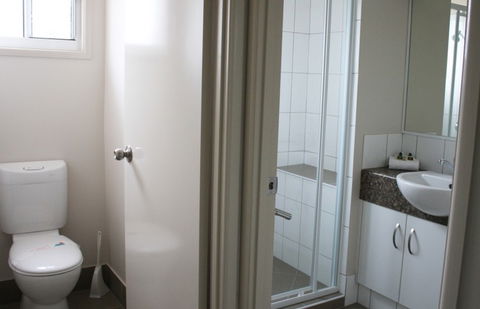 Lake Somerset Holiday Park - Accommodation Cairns 2