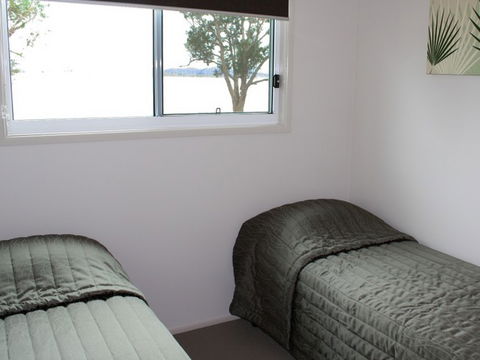 Lake Somerset Holiday Park - Accommodation Cairns 3