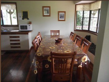 A Little Bit Of Heaven - Holiday Home - Accommodation Cairns 6