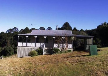 Renyar - Holiday Home - Accommodation Cairns 5