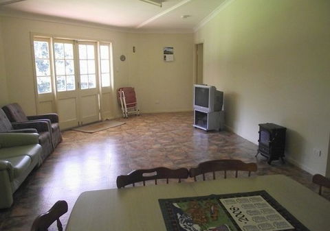 Octagon - Holiday Home - Accommodation Cairns 2