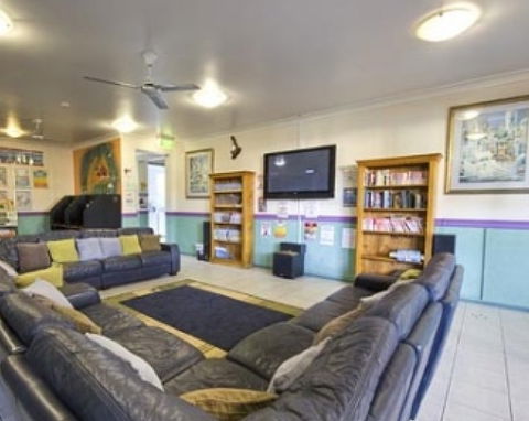 Aquarius Backpackers Gold Coast - Accommodation Cairns 1