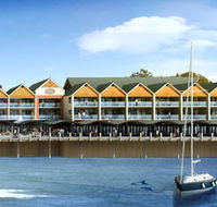 Quality Suites Crest Mandurah - Accommodation Cairns