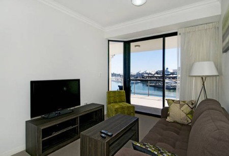 Quality Suites Crest Mandurah - Accommodation Cairns 3