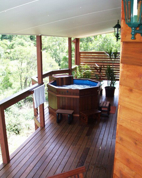 Ravensbourne Escape Holiday Cottages - Accommodation Cairns 0