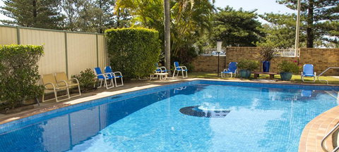 Oceania Apartments - Accommodation Cairns 1