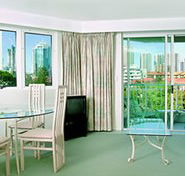 Emerald Apartments - Accommodation Cairns
