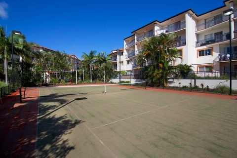 Blue Water Bay Luxury Villas - Accommodation Cairns 1