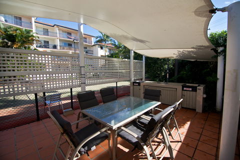 Blue Water Bay Luxury Villas - Accommodation Cairns 2