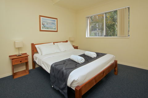 Blue Water Bay Luxury Villas - Accommodation Cairns 3