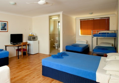 Motel Sundale - Accommodation Cairns 1