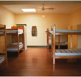 Barnacles Backpackers - Accommodation Cairns