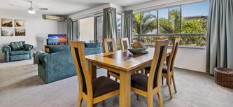 Sunshine Towers - Accommodation Cairns 1