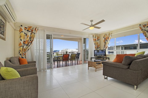 The Beach Houses - Accommodation Cairns 2