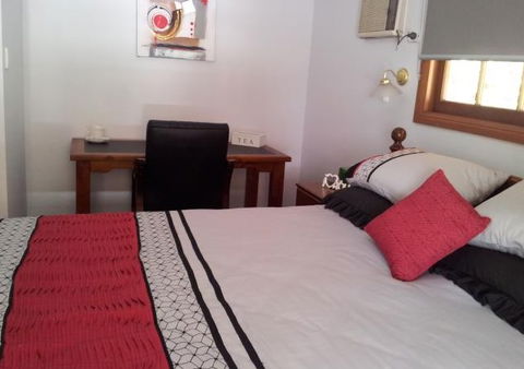 B & B On Sunrise - Accommodation Cairns 4