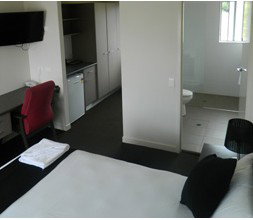 Dooleys Capella Tavern And Motel - Accommodation Cairns 1