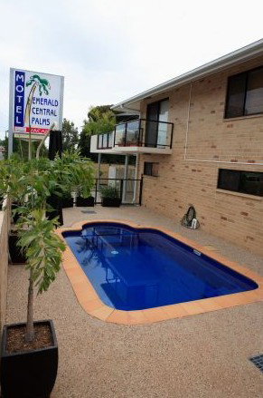Emerald Central Palms Motel - Accommodation Cairns 1