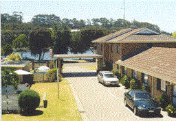 Hybiscus Lodge Motel  Holiday Apartments - Accommodation Cairns