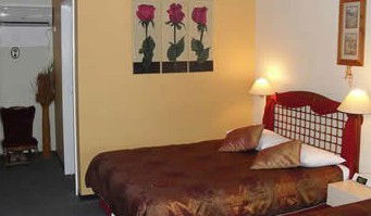 Raceways Motel - Accommodation Cairns 3