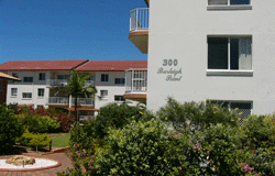 Burleigh Point Apartments - Accommodation Cairns 0
