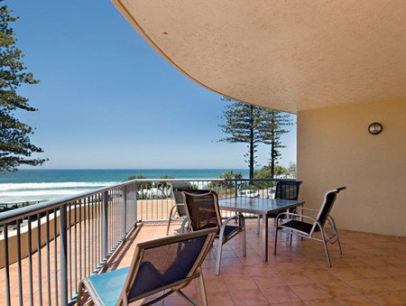 Coolum Baywatch Resort - Accommodation Cairns 0