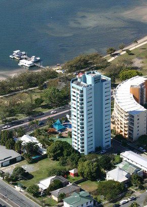 Palmerston Tower - Accommodation Cairns 0