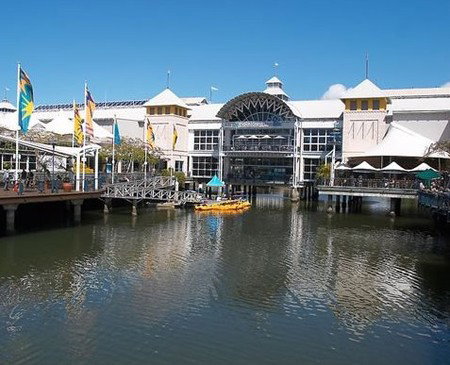 Coral Sea Apartments - Accommodation Cairns 3