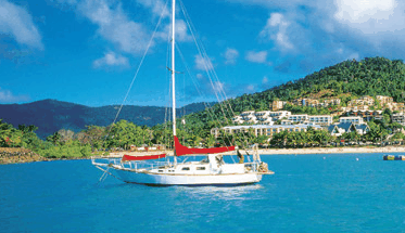 Airlie Waterfront Backpackers - Accommodation Cairns
