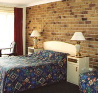 Crows Nest Motel - Accommodation Cairns